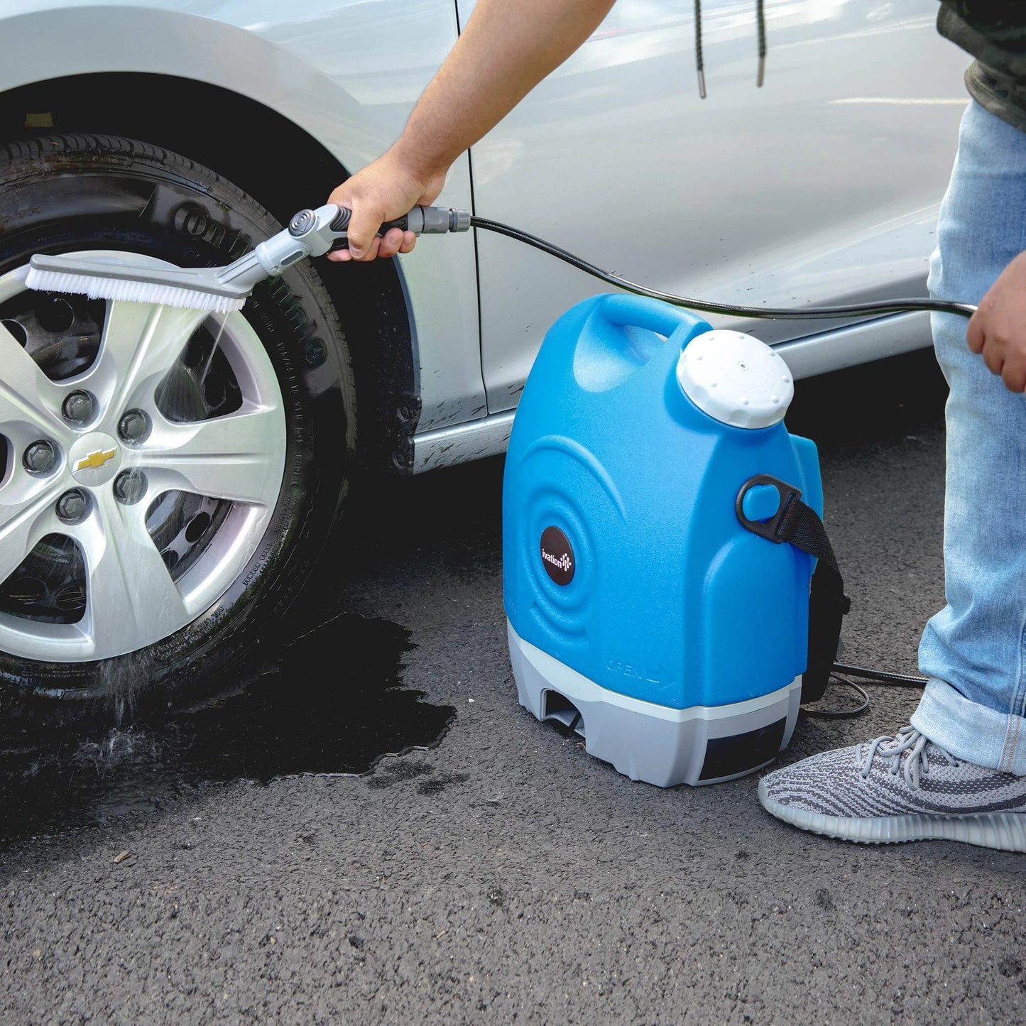 Ivation Multipurpose Portable Washer w/Water Tank, Rechargeable Battery Electric Pressure Washer Gun